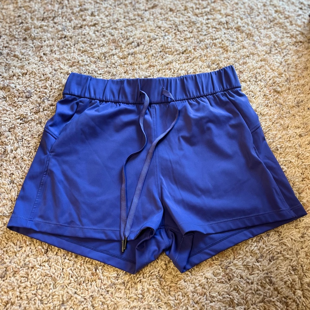 Stretchy shorts brand Willit size XS